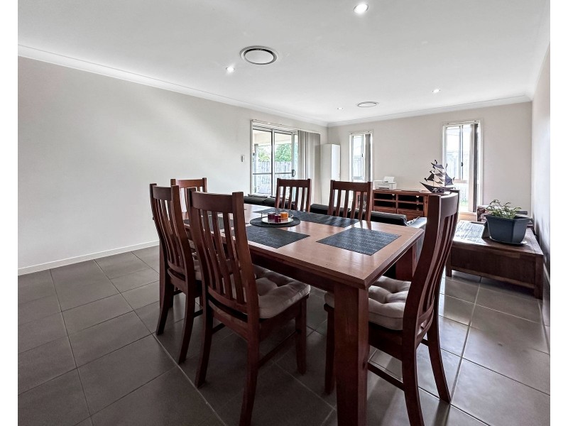 12 Dorothy Place, Mirani QLD 4754