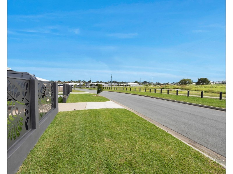 39 Jabiru Circuit, Rural View QLD 4740