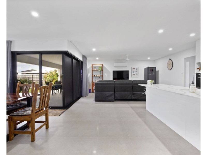 39 Jabiru Circuit, Rural View QLD 4740