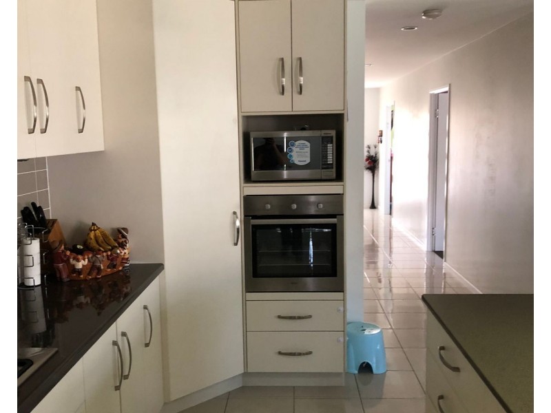 11 Aspen Street, Rural View QLD 4740