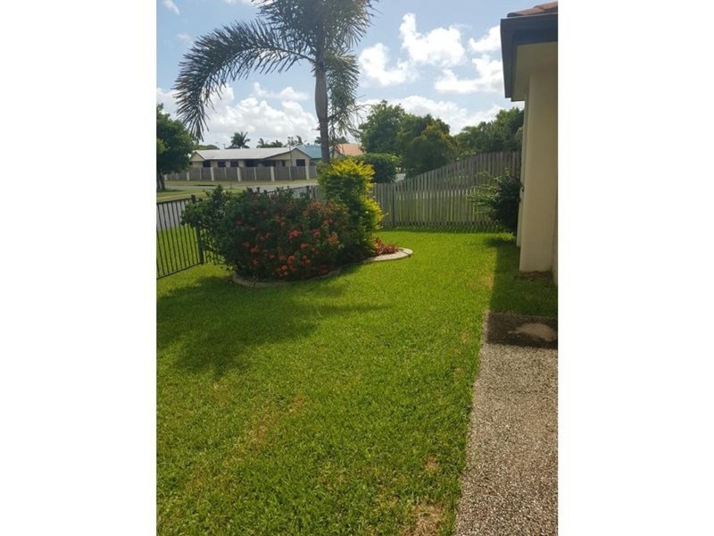 1/9 Stuart Hindle Street, Mount Pleasant QLD 4740