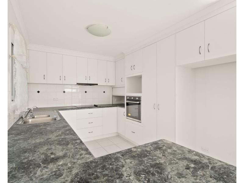 4 Leahy Street, Beaconsfield QLD 4740