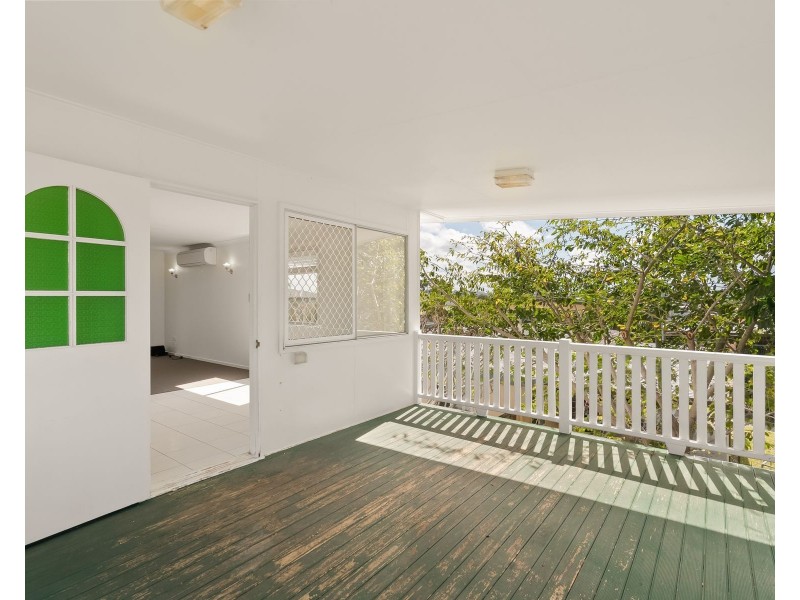 4 Leahy Street, Beaconsfield QLD 4740
