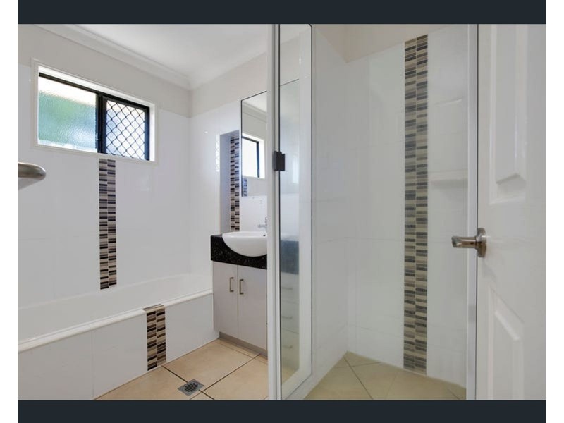 2 Edmonds Street, West Mackay QLD 4740