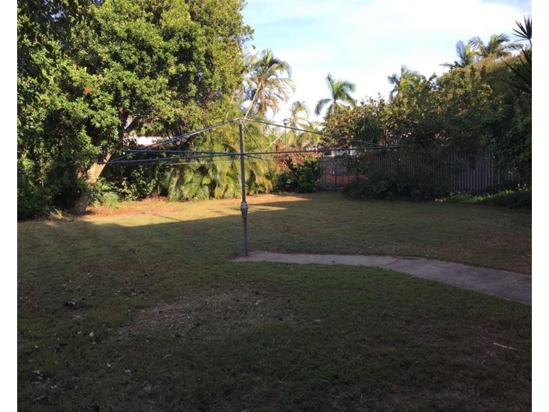 81 Edmonds Street, Bucasia QLD 4750