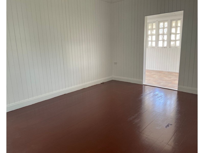 277 Shakespeare Street, Mackay QLD 4740