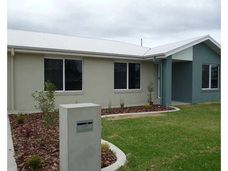 24 Raffia Street, Rural View QLD 4740