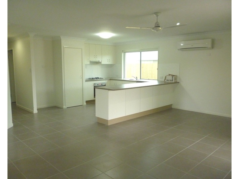 24 Raffia Street, Rural View QLD 4740