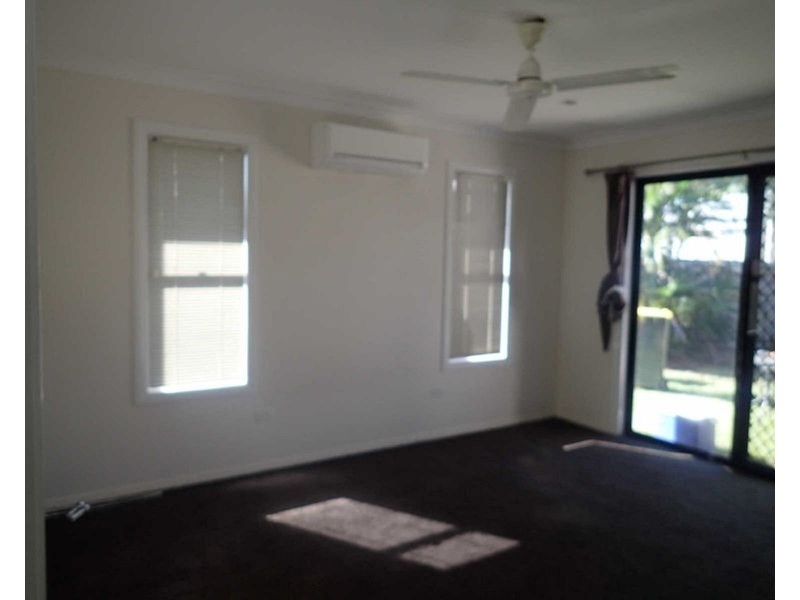 52 Victor Avenue, Glenella QLD 4740