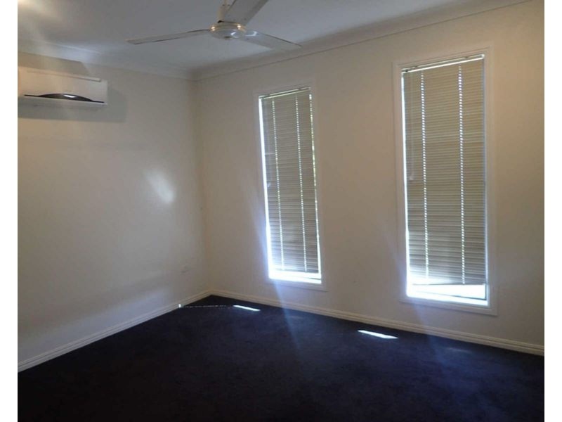52 Victor Avenue, Glenella QLD 4740