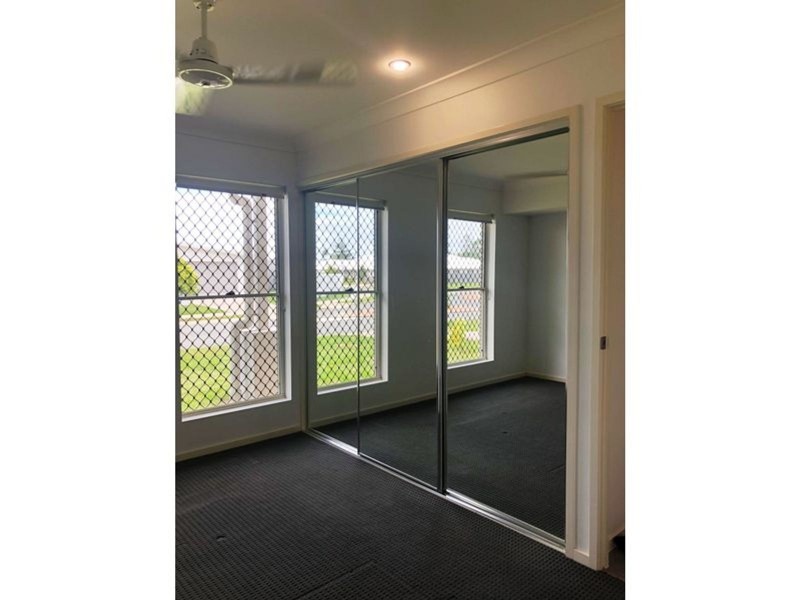 52 Victor Avenue, Glenella QLD 4740