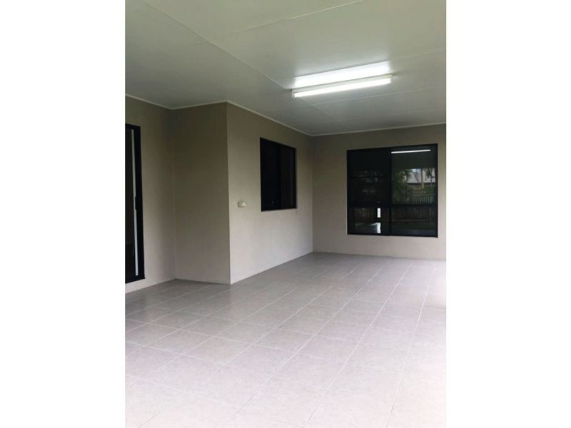 52 Victor Avenue, Glenella QLD 4740
