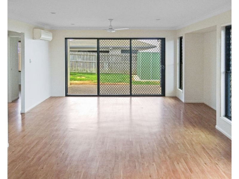 17 Sonoran Street, Rural View QLD 4740
