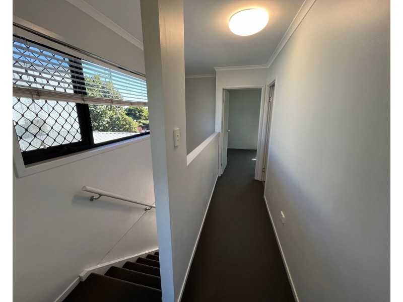 6/2 Makybe Diva Drive, Ooralea QLD 4740