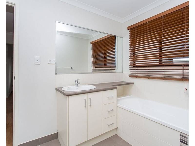 25 Maralyn Avenue, Grasstree Beach QLD 4740