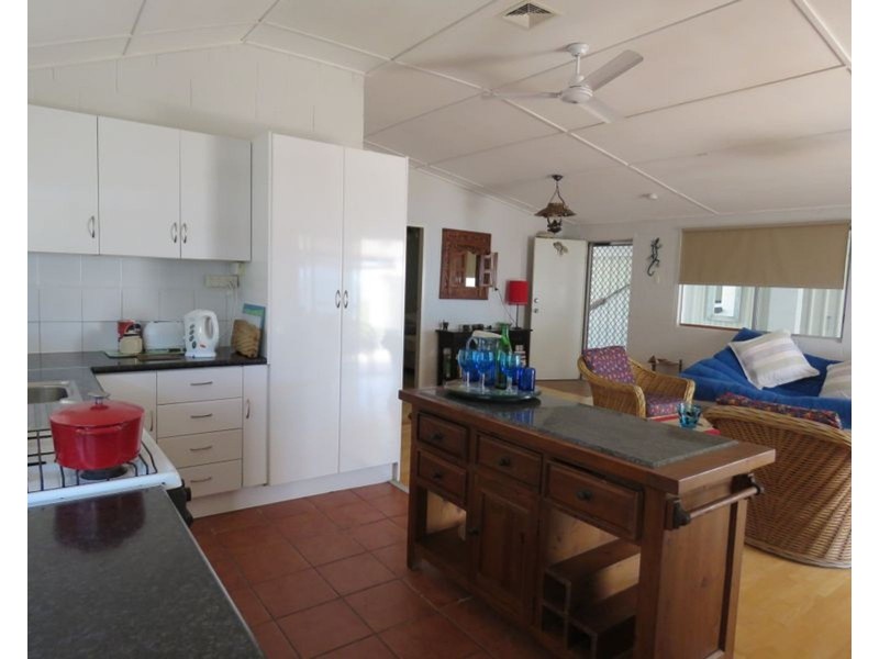 40 Colonial Drive, Clairview QLD 4741