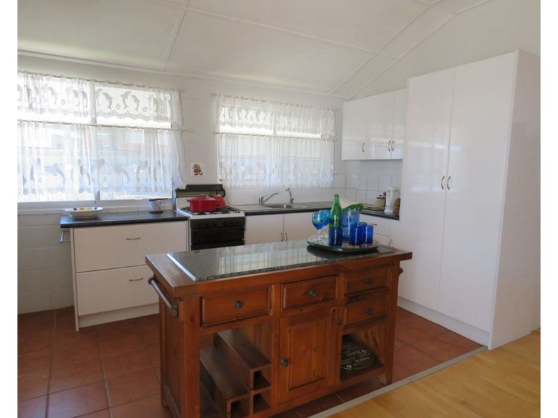 40 Colonial Drive, Clairview QLD 4741