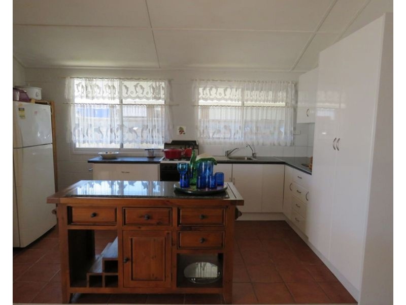 40 Colonial Drive, Clairview QLD 4741