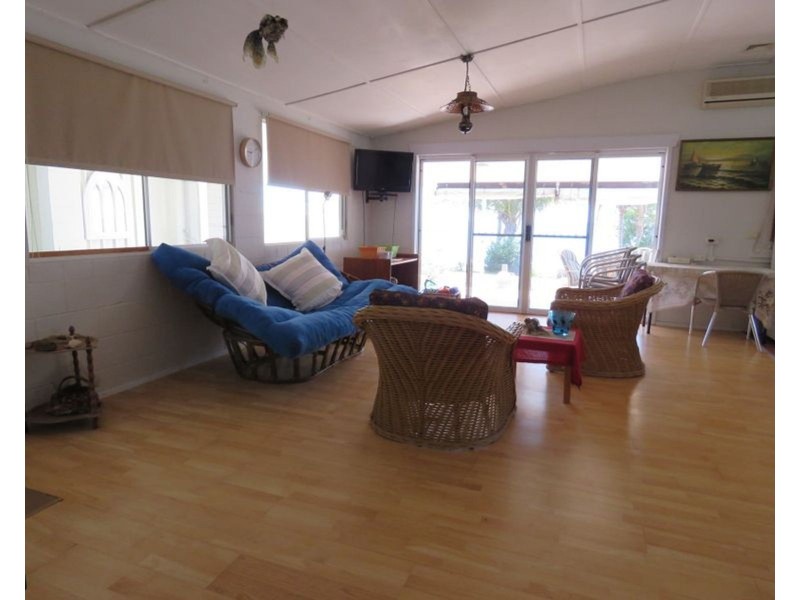 40 Colonial Drive, Clairview QLD 4741