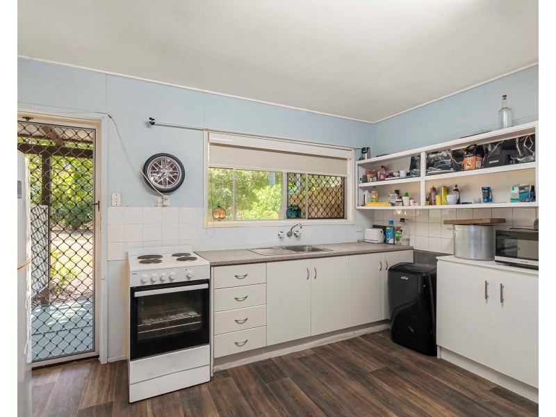 114A Waverley Street, Bucasia QLD 4750