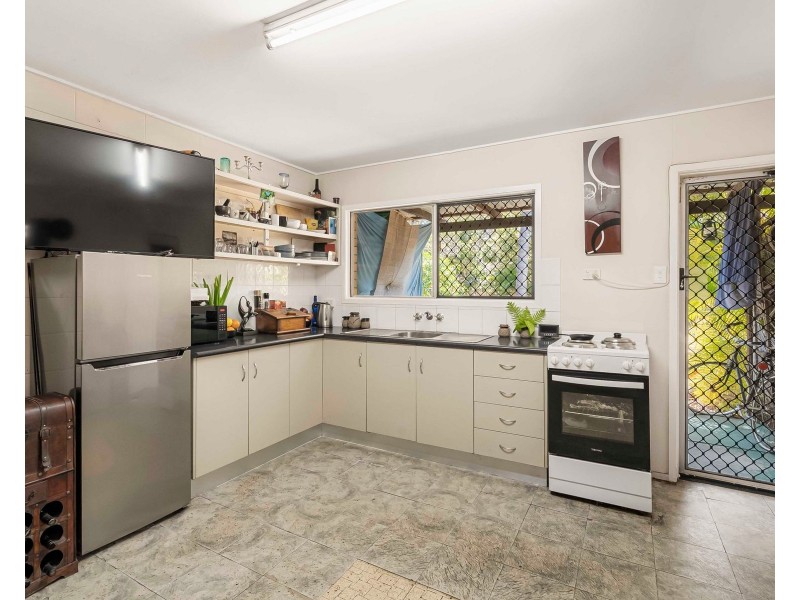 114A Waverley Street, Bucasia QLD 4750