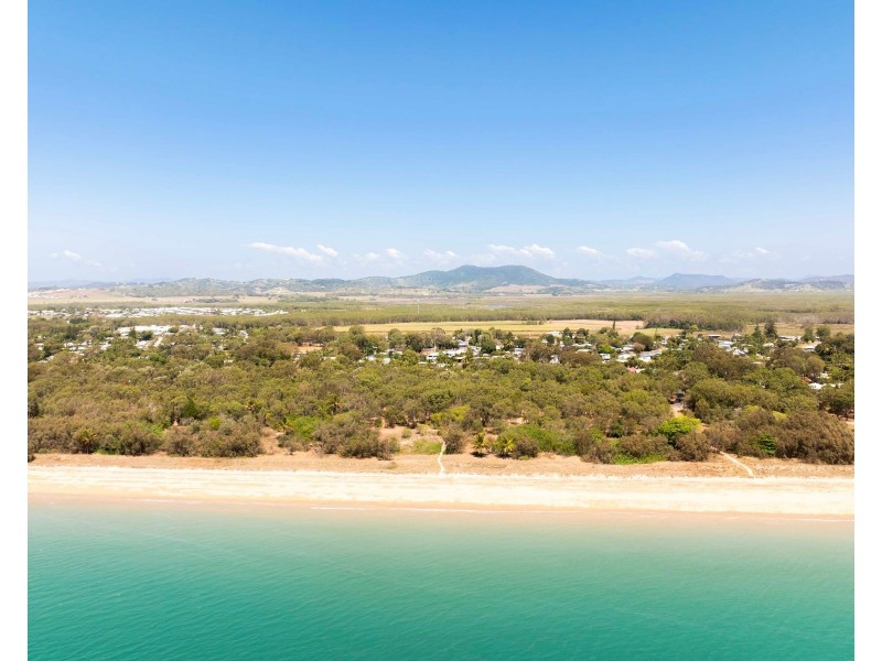 114A Waverley Street, Bucasia QLD 4750
