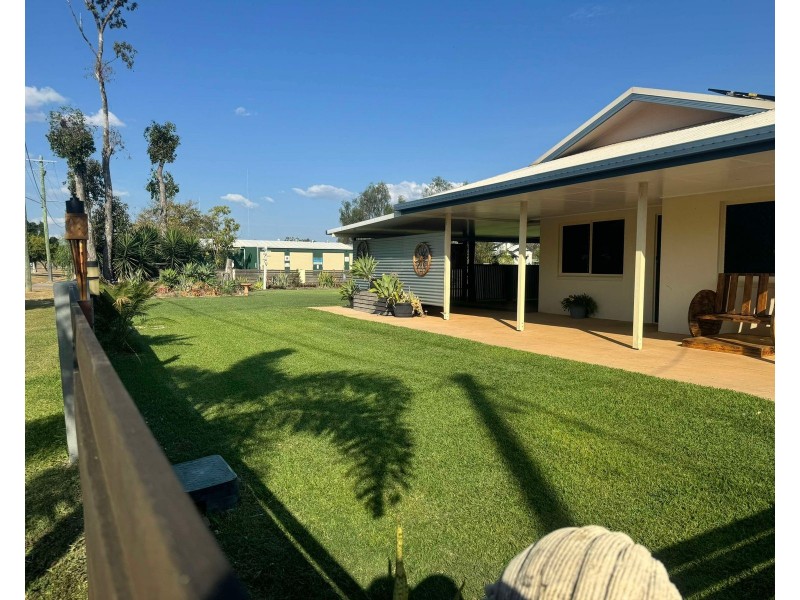 34 Reynolds Street, Nebo QLD 4742