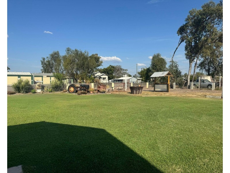 34 Reynolds Street, Nebo QLD 4742