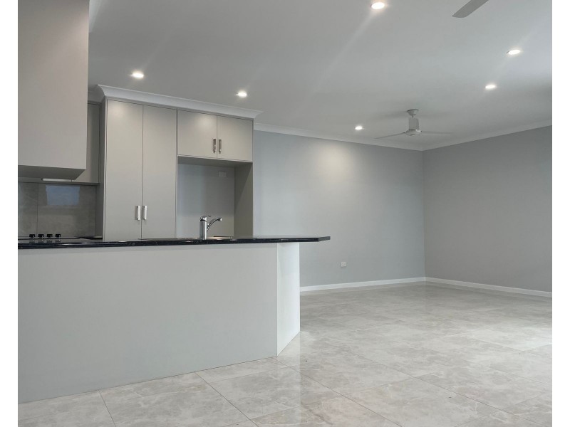 61 Maranark Avenue, Mount Pleasant QLD 4521