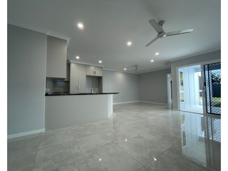 61 Maranark Avenue, Mount Pleasant QLD 4521