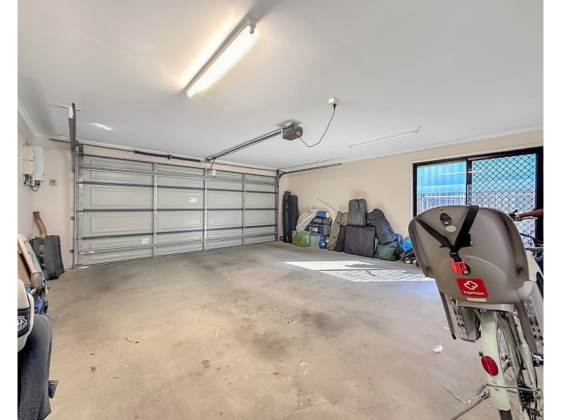 8 Lance Street, Bucasia QLD 4750