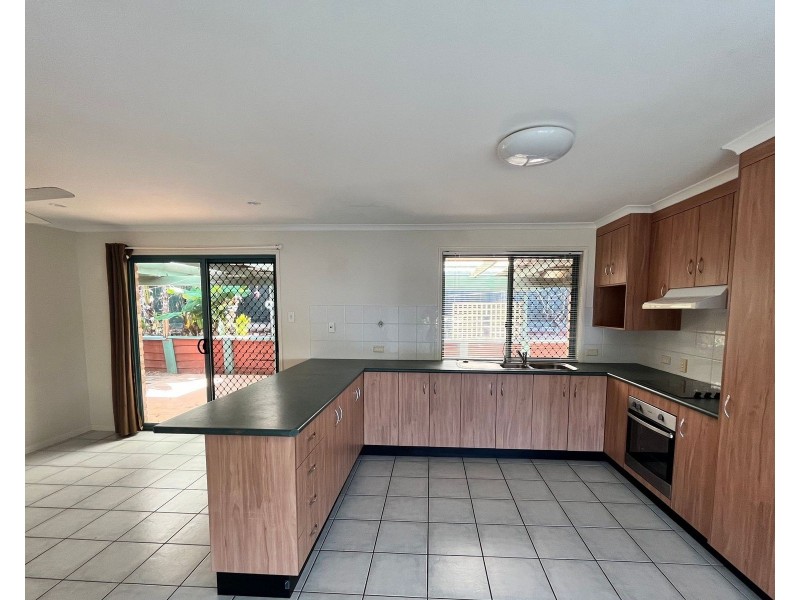 6 The Quarterdeck, Blacks Beach QLD 4740