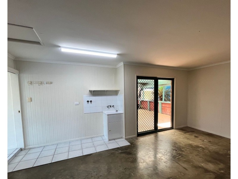 6 The Quarterdeck, Blacks Beach QLD 4740