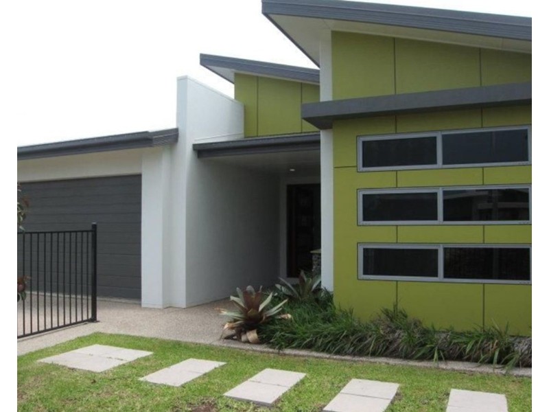 37 Vidar Crescent, Ooralea QLD 4740