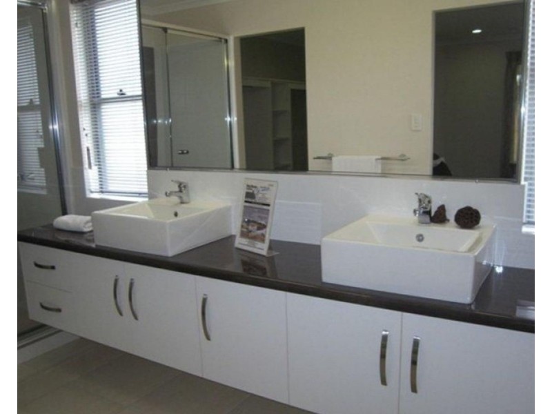 37 Vidar Crescent, Ooralea QLD 4740