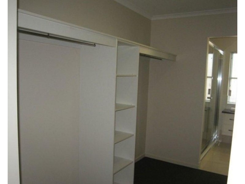 37 Vidar Crescent, Ooralea QLD 4740