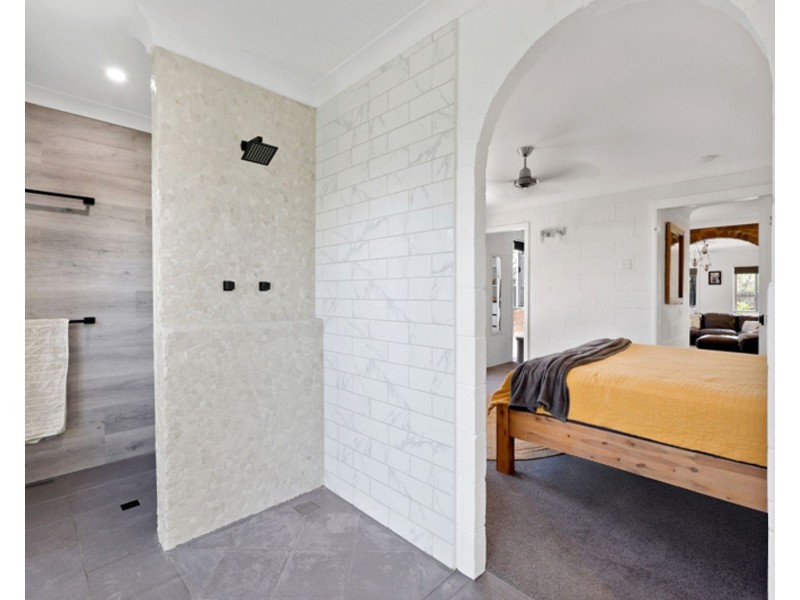 1 Danastas Avenue, Eimeo QLD 4740