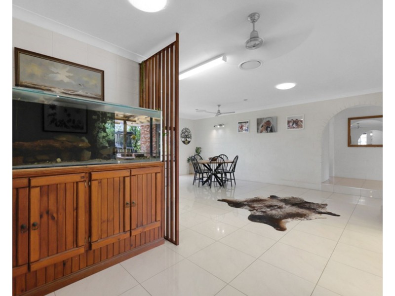 1 Danastas Avenue, Eimeo QLD 4740