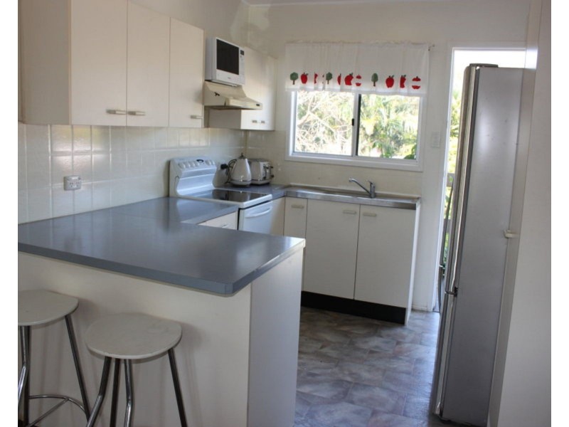 10 Brolga Street, Slade Point QLD 4740