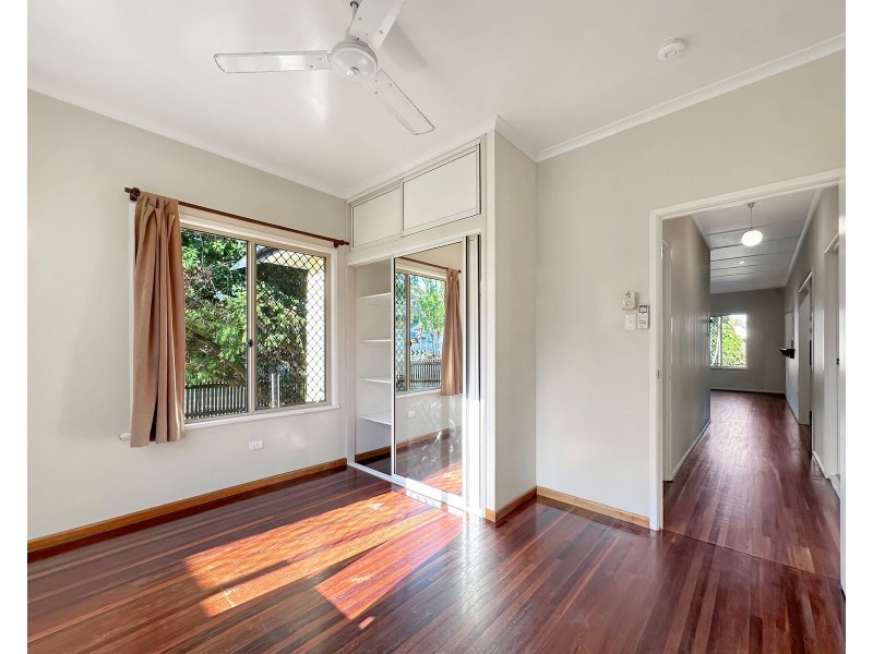 34 Valley Street, North Mackay QLD 4740