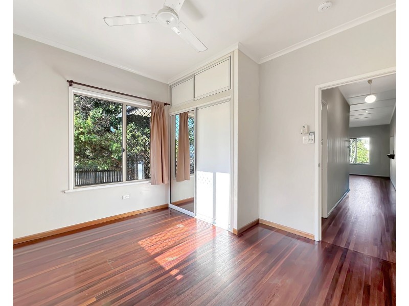 34 Valley Street, North Mackay QLD 4740