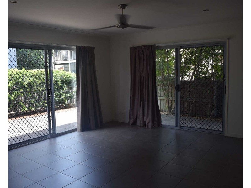 2/83-85 Malcomson Street, North Mackay QLD 4740