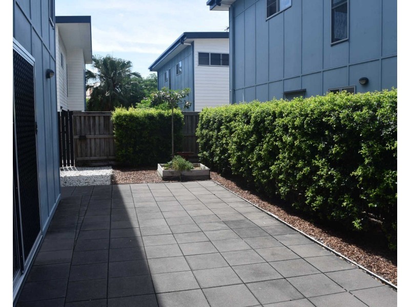 2/83-85 Malcomson Street, North Mackay QLD 4740
