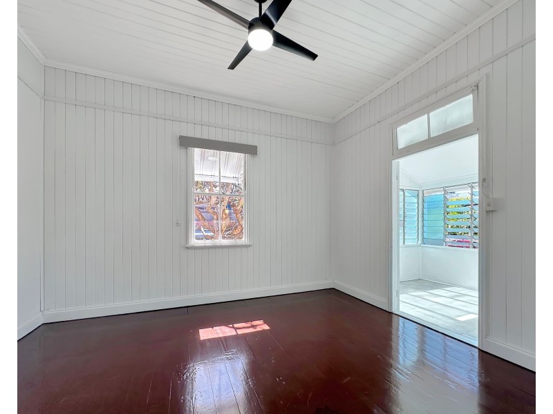 277 Shakespeare Street, Mackay QLD 4740