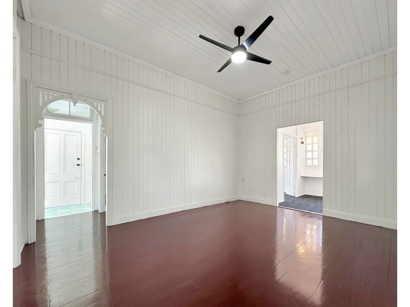 277 Shakespeare Street, Mackay QLD 4740