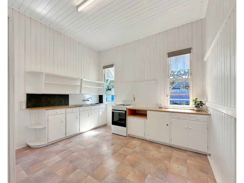 277 Shakespeare Street, Mackay QLD 4740
