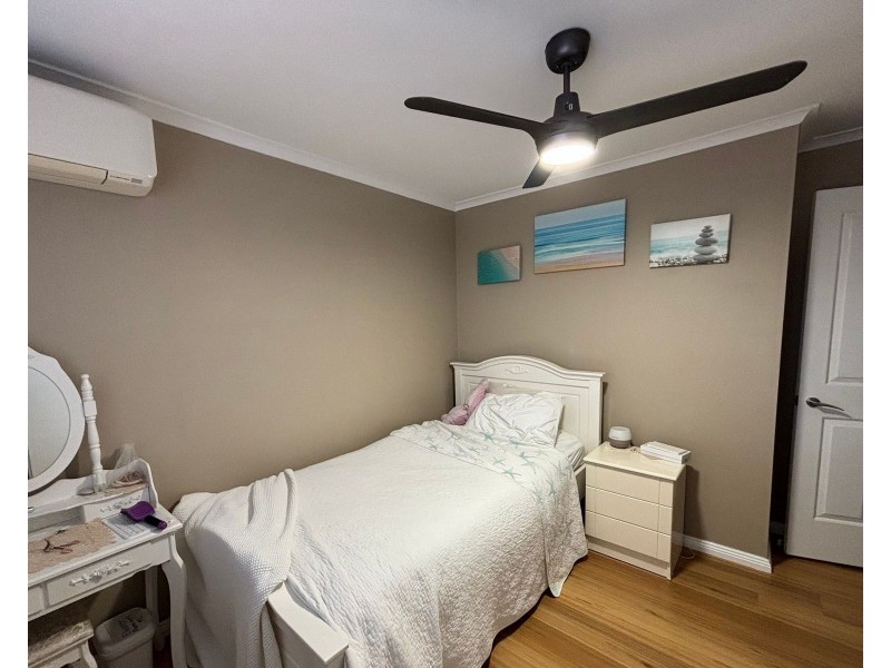 25 Cahill Crescent, Rural View QLD 4740