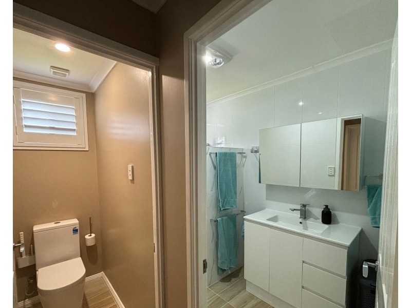 25 Cahill Crescent, Rural View QLD 4740