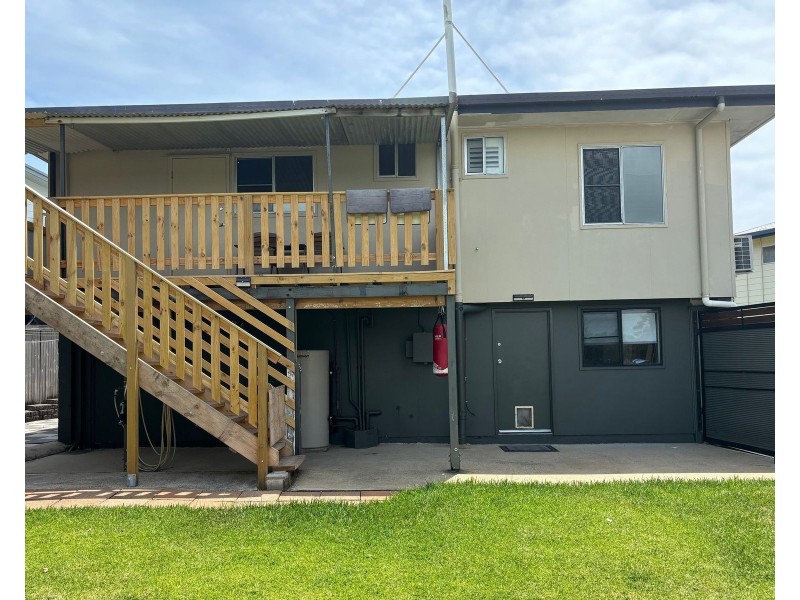 25 Cahill Crescent, Rural View QLD 4740