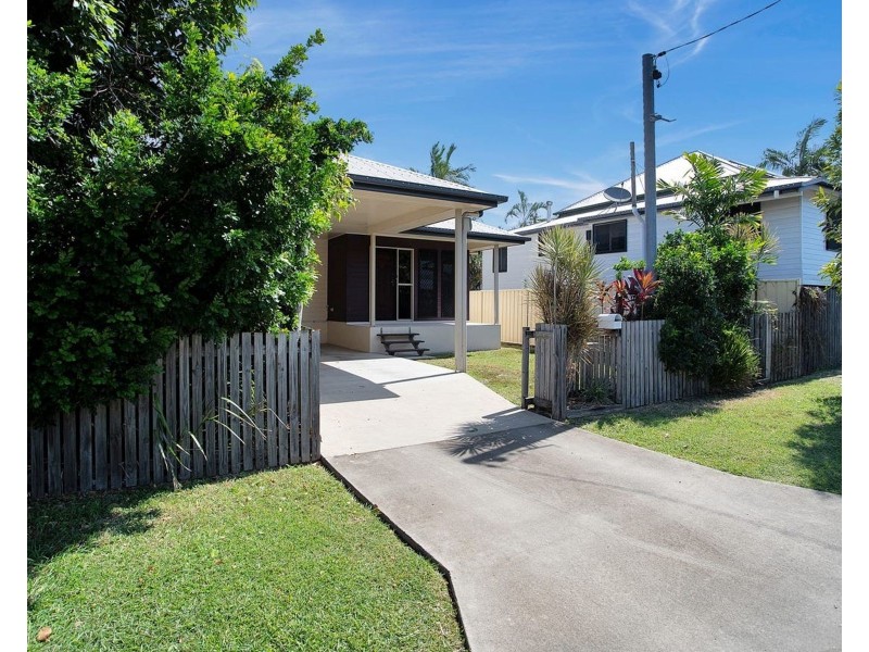 2/16 SOPHIA STREET, Mackay QLD 4740